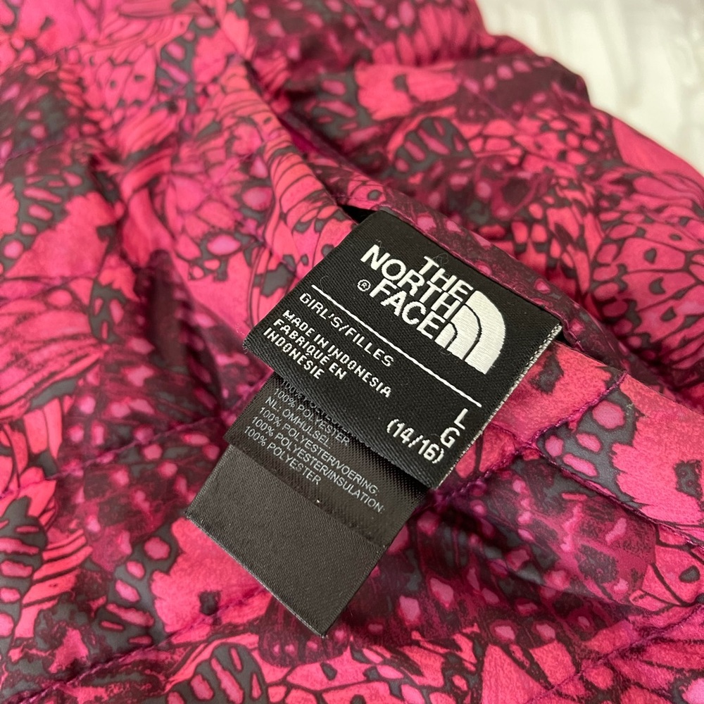 EUC North face jacket size 14-16 - Picture 3 of 3